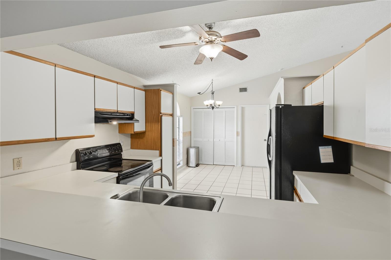 GREENWOOD LAKES UNIT D-3B 1ST ADD REP - Residential