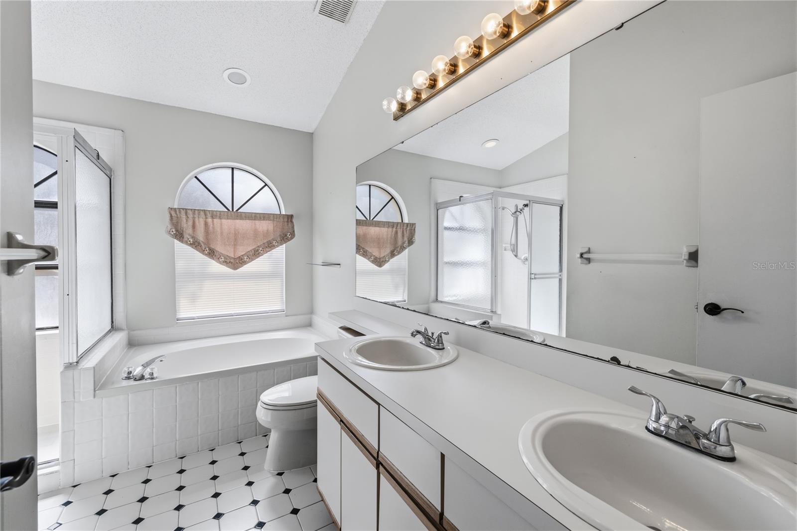 GREENWOOD LAKES UNIT D-3B 1ST ADD REP - Residential