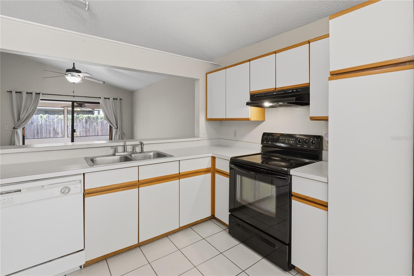 GREENWOOD LAKES UNIT D-3B 1ST ADD REP - Residential