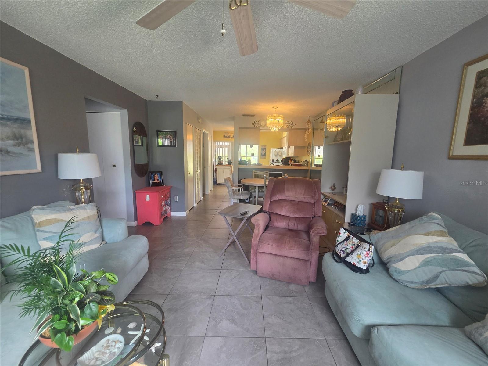 SUNNYBROOK CONDO 02 - Residential Lease