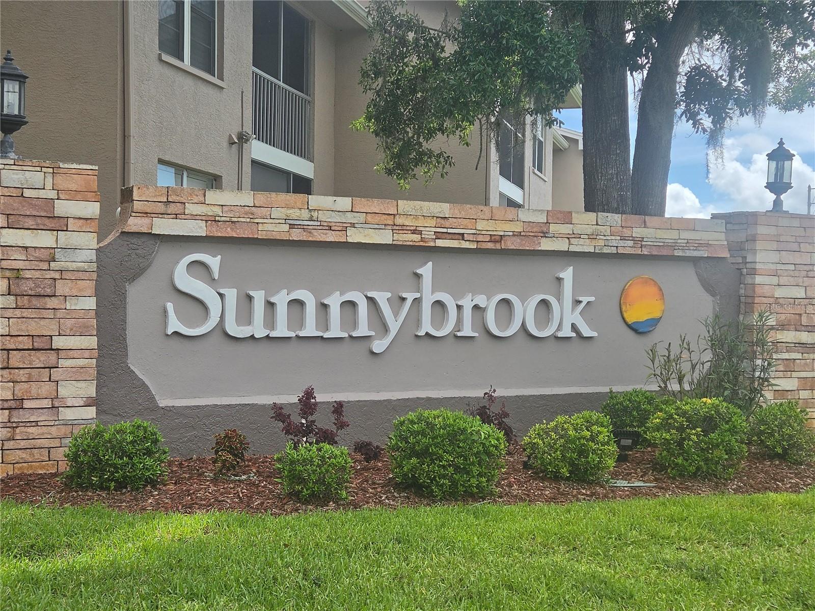 SUNNYBROOK CONDO 02 - Residential Lease
