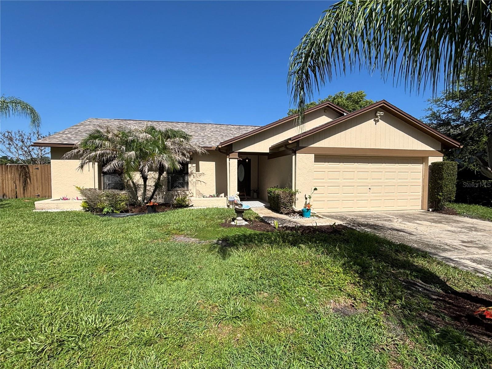 HUNTERS TRACE - Residential