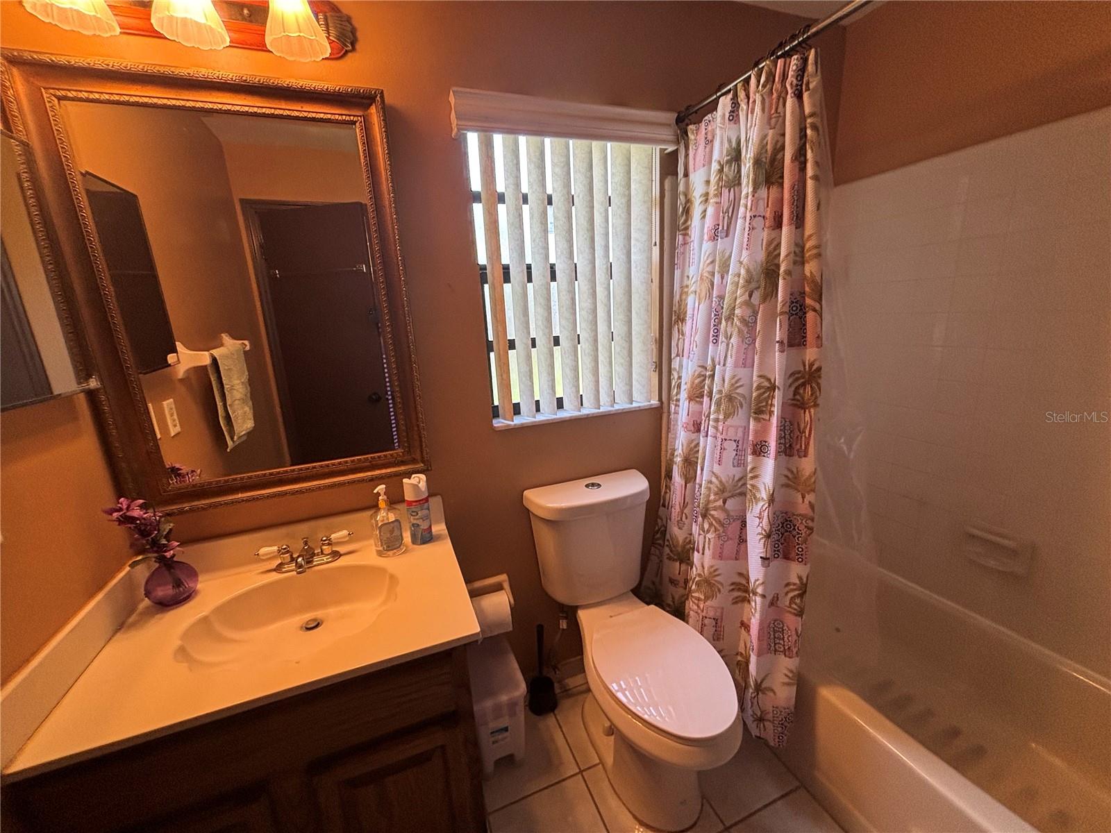 HUNTERS TRACE - Residential