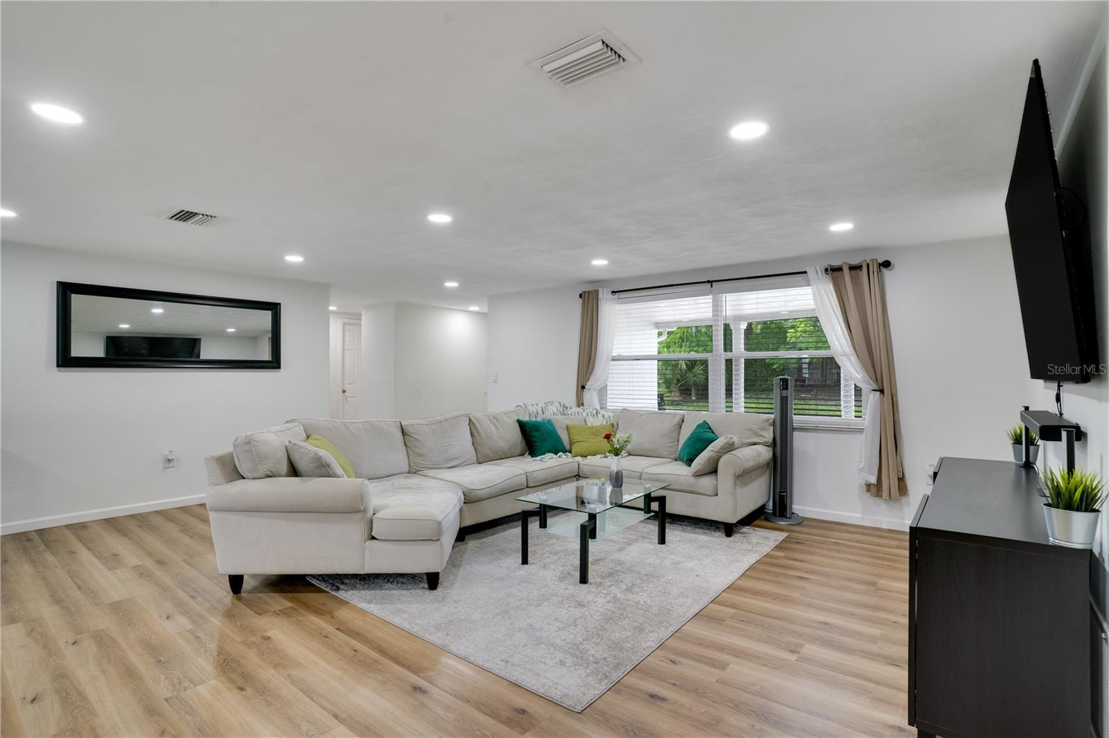 PALM TERRACE GARDENS - Residential