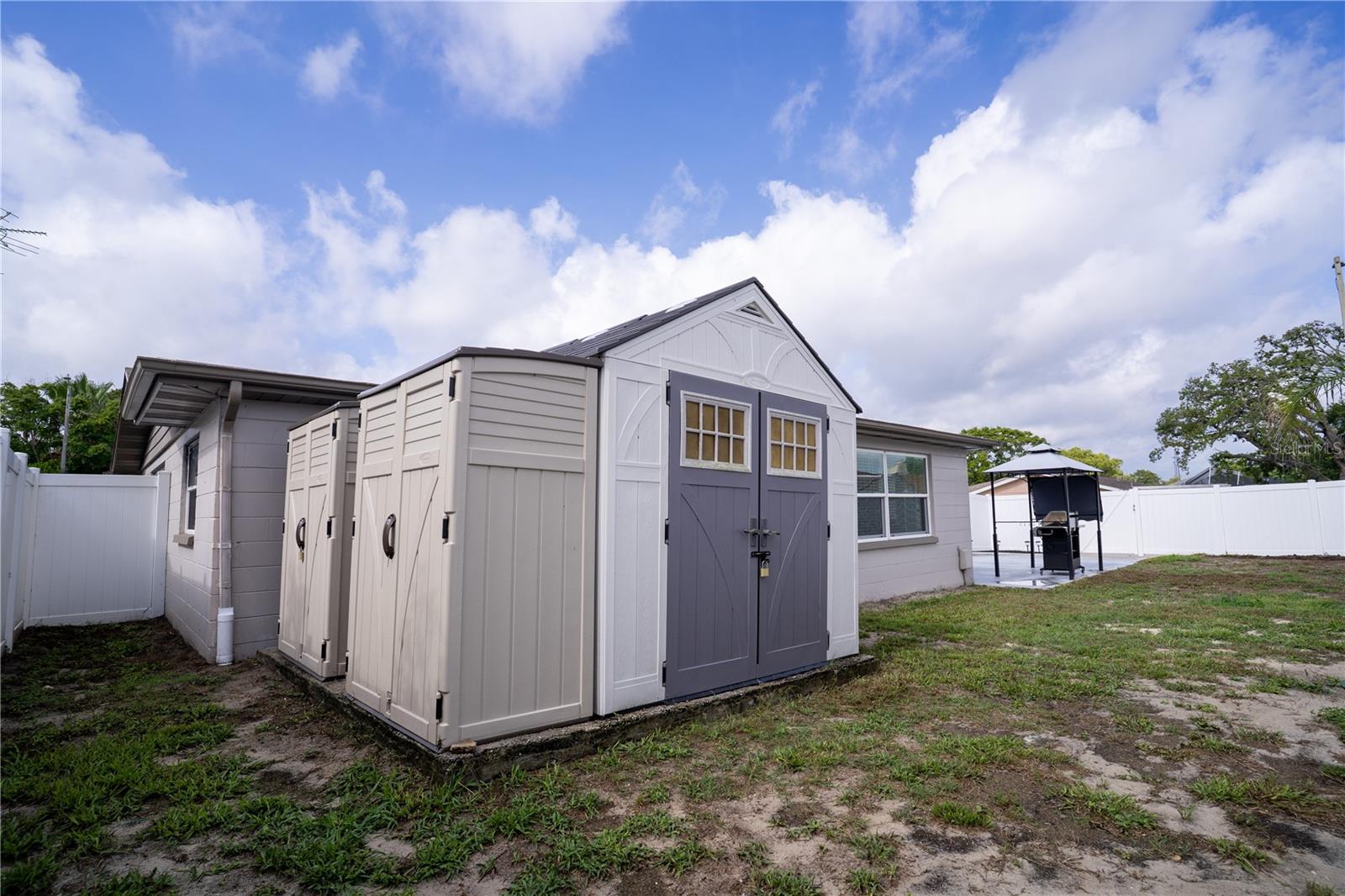 PALM TERRACE GARDENS - Residential