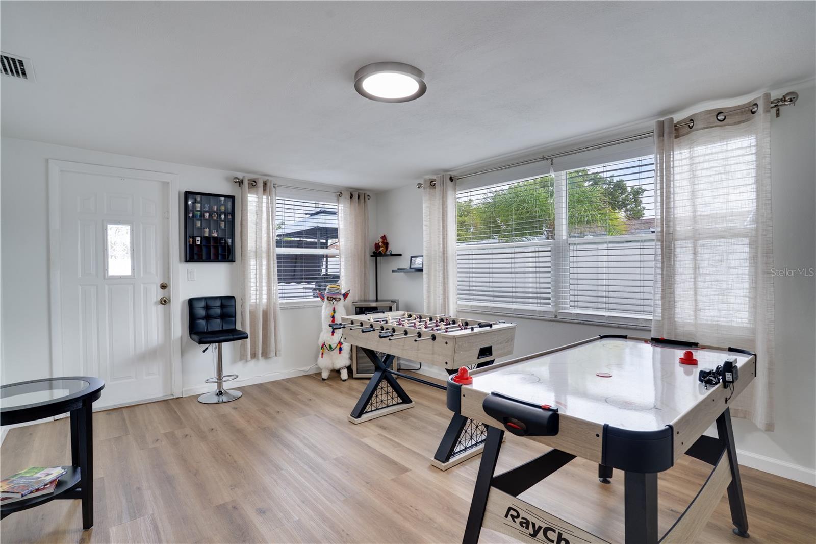 PALM TERRACE GARDENS - Residential