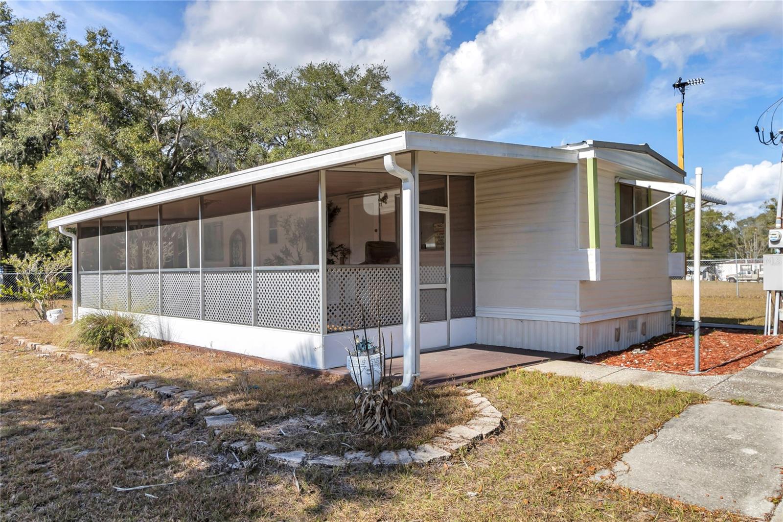 MEADOWS UN 3 - Residential