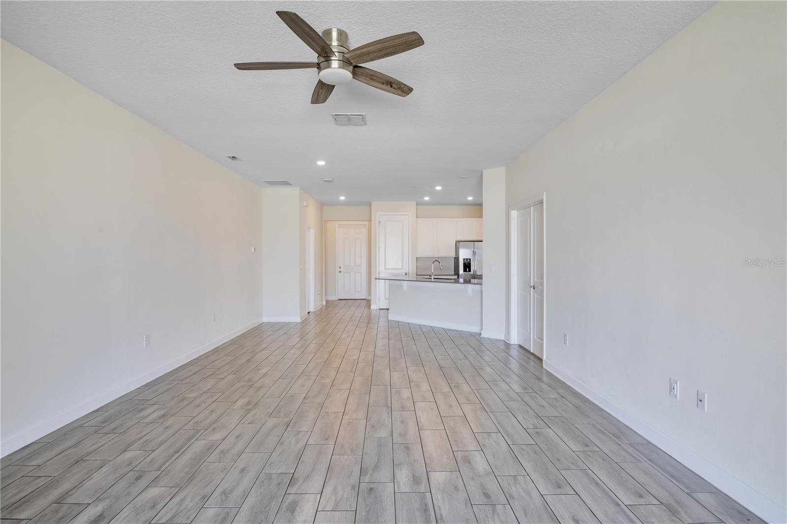 CITRUS POINTE - Residential Lease