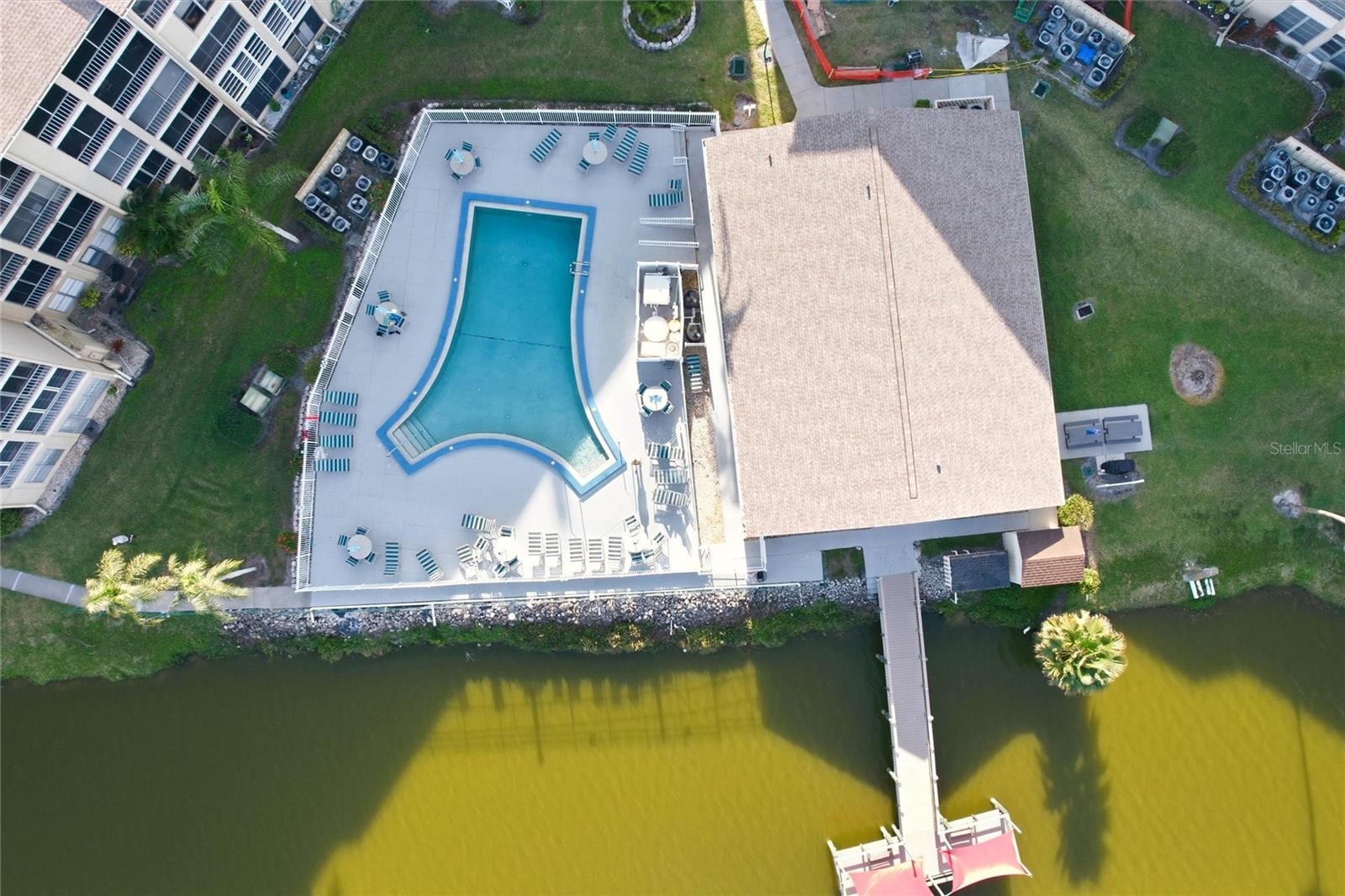 BAYSHORE ON THE LAKE APTS II SEC 2 - Residential