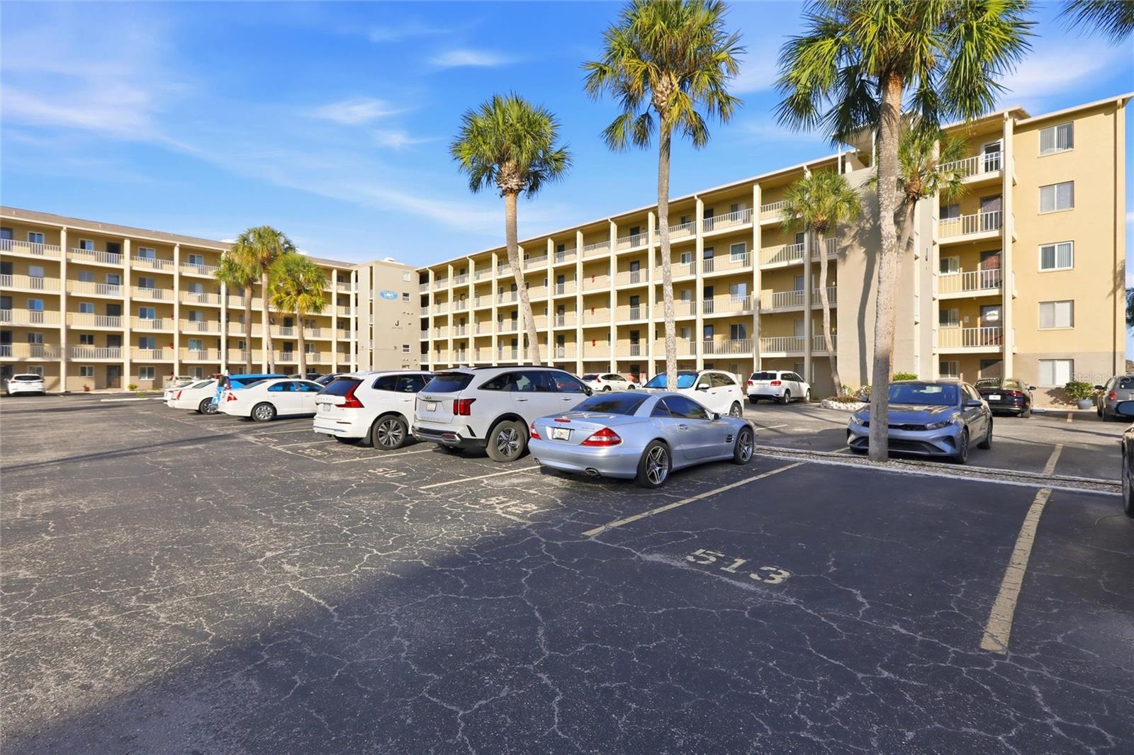 BAYSHORE ON THE LAKE APTS II SEC 2 - Residential