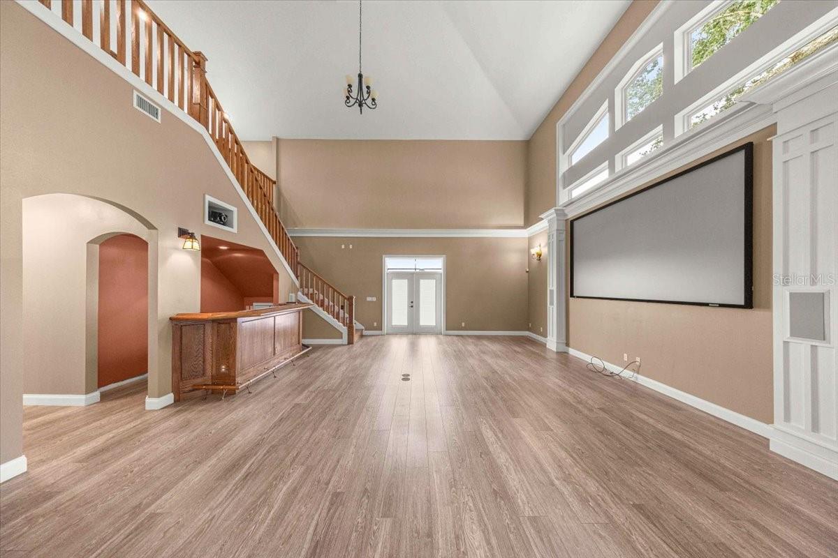 STONERIDGE ACRE - Residential