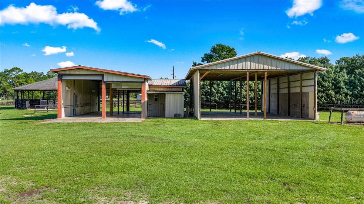 STONERIDGE ACRE - Residential