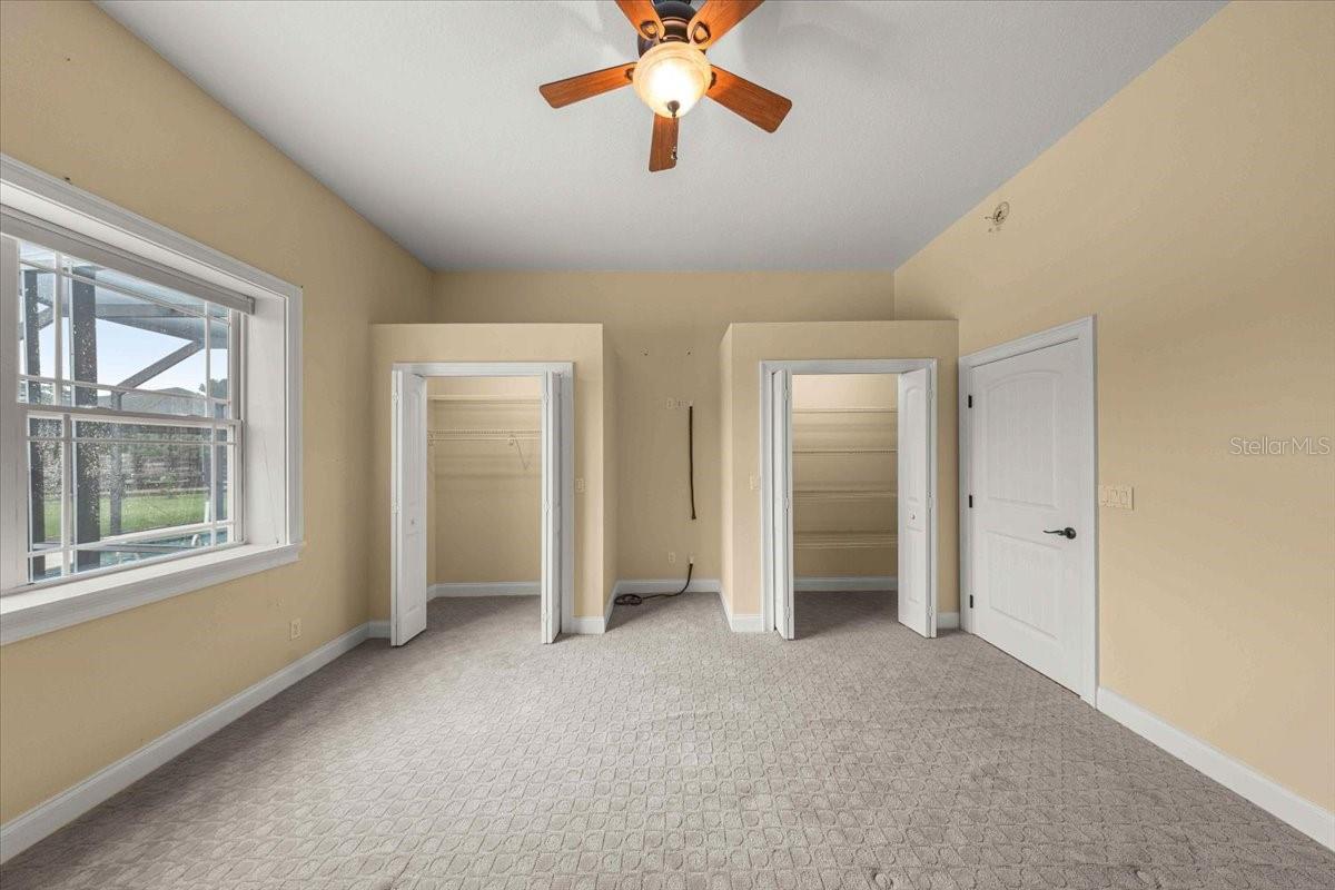 STONERIDGE ACRE - Residential
