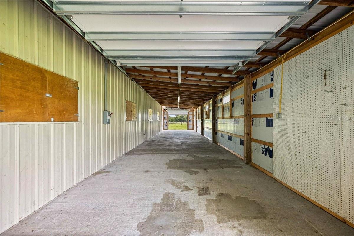 STONERIDGE ACRE - Residential