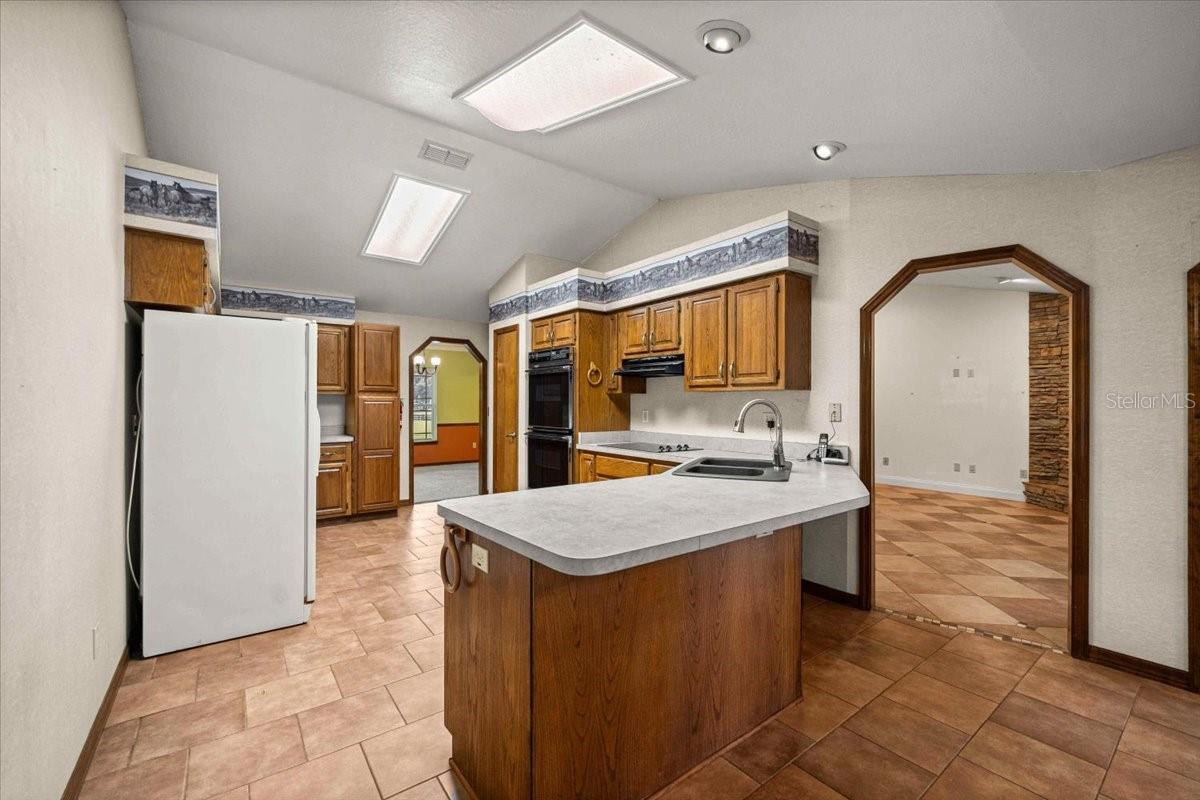 STONERIDGE ACRE - Residential