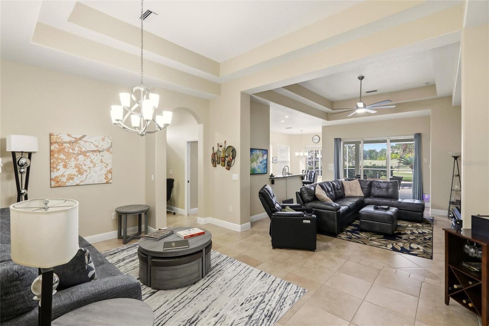 VENICE GOLF & COUNTRY CLUB - Residential