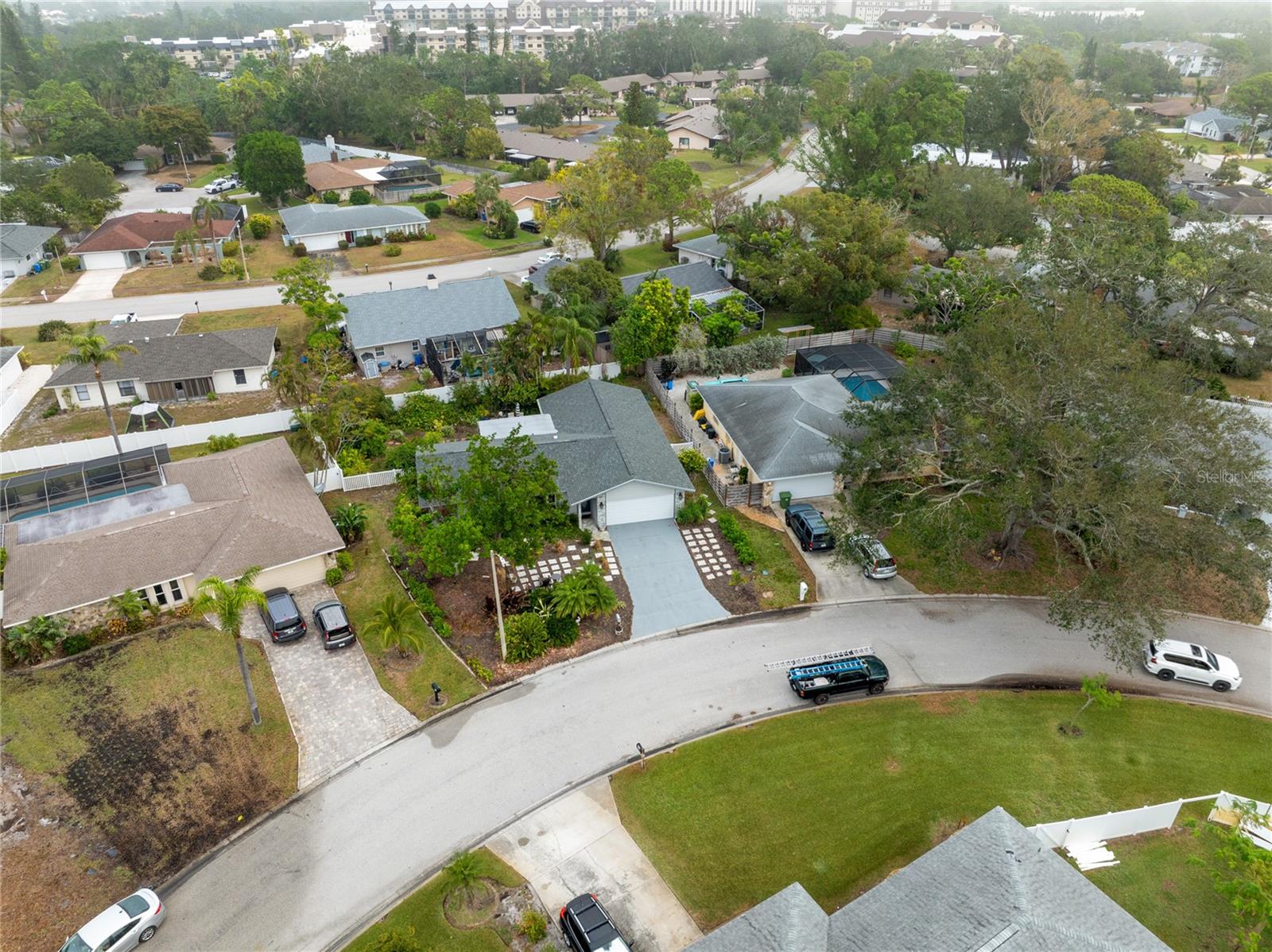 POINTE WEST - Residential