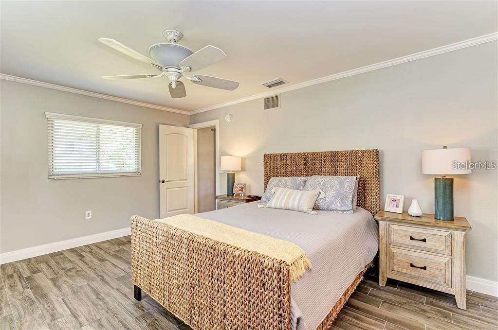 POINTE WEST - Residential