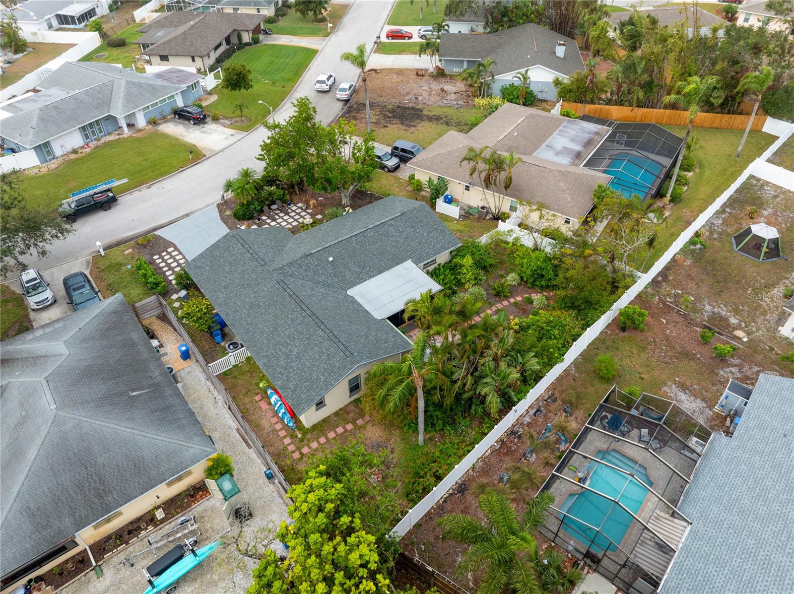 POINTE WEST - Residential