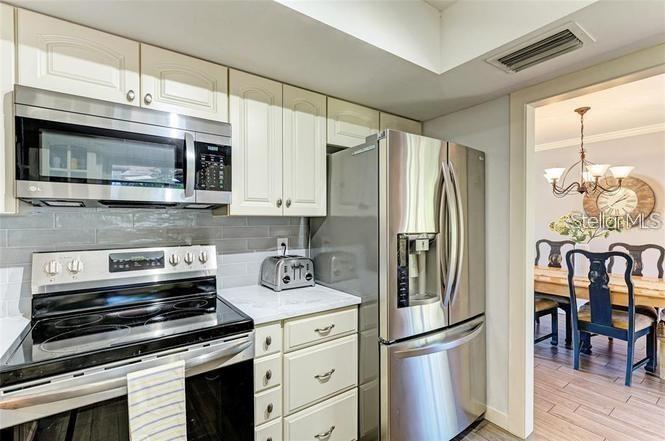 POINTE WEST - Residential