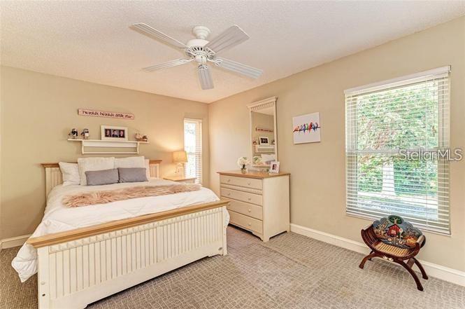 POINTE WEST - Residential