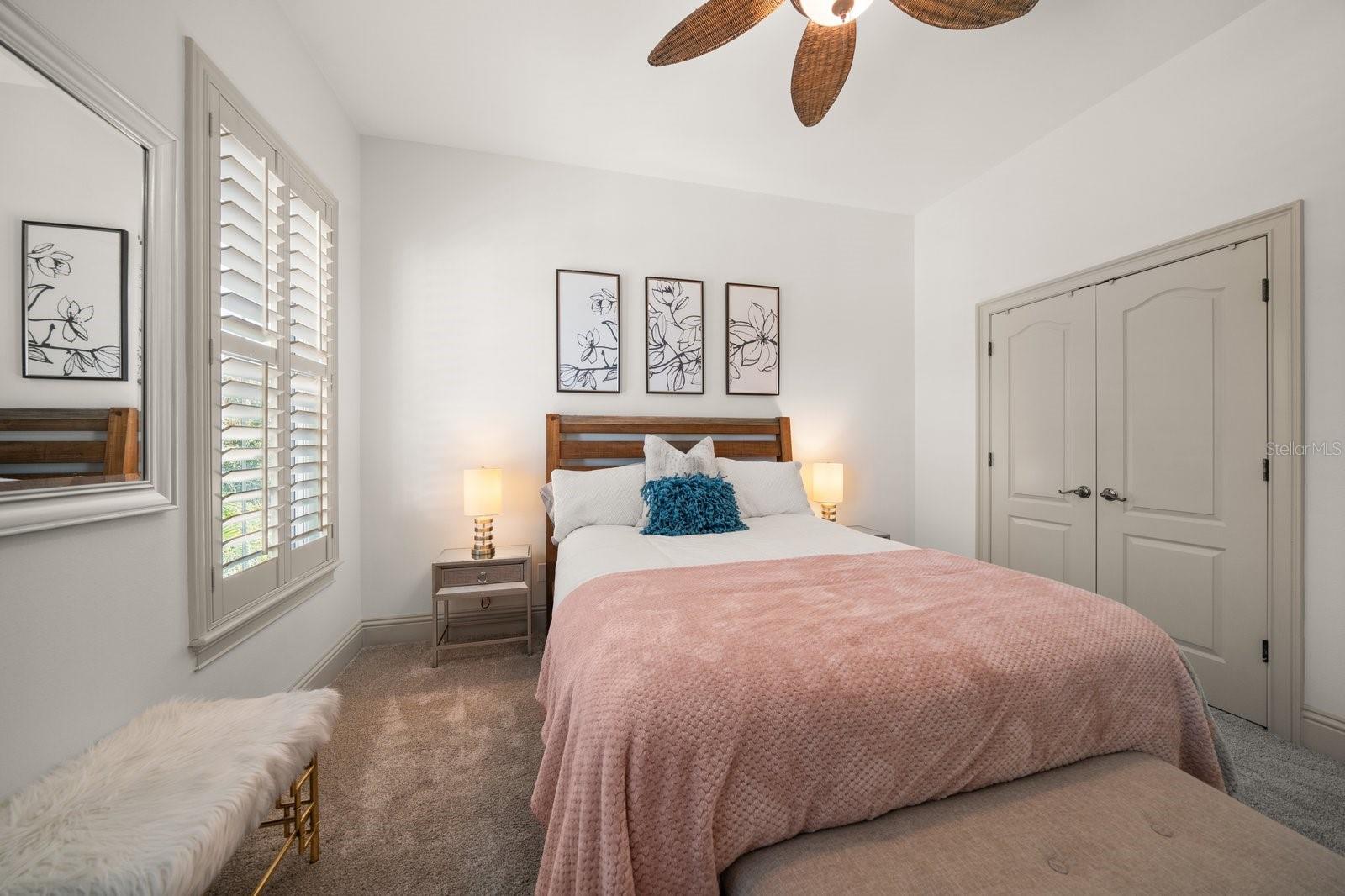 DAVIS ISLANDS - Residential