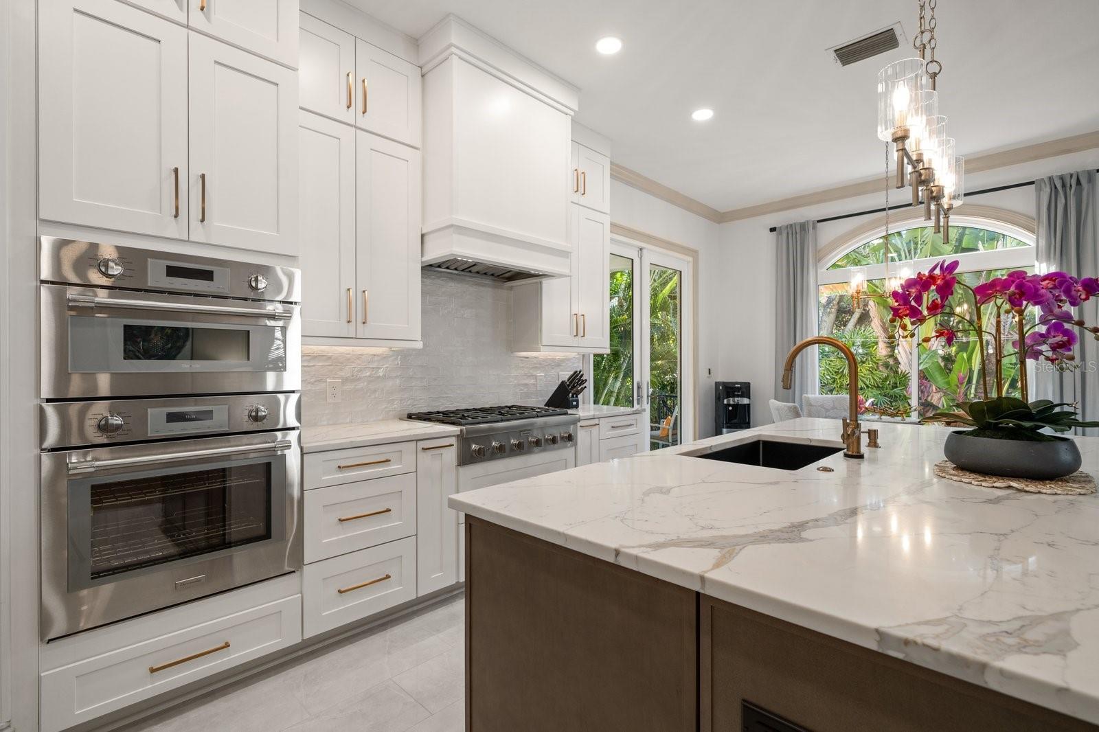 DAVIS ISLANDS - Residential