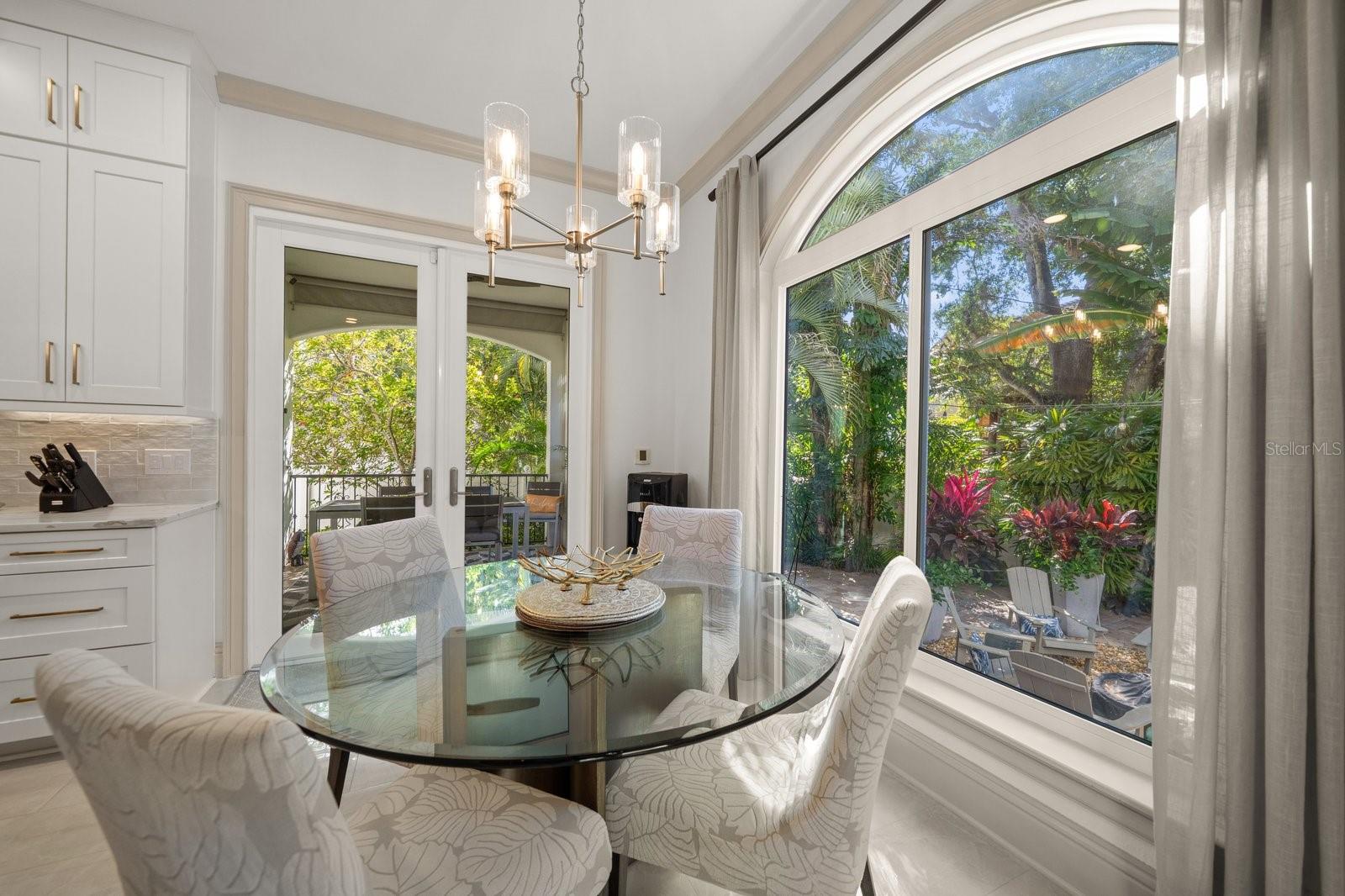 DAVIS ISLANDS - Residential