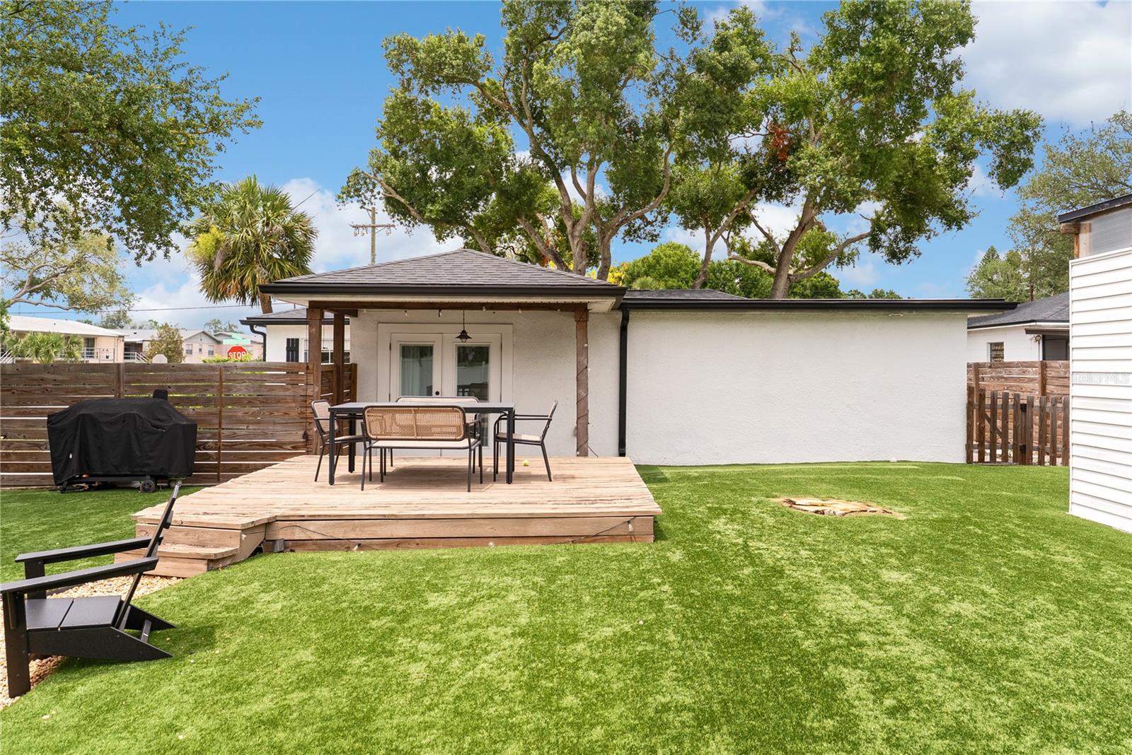 GANDY BLVD PARK - Residential