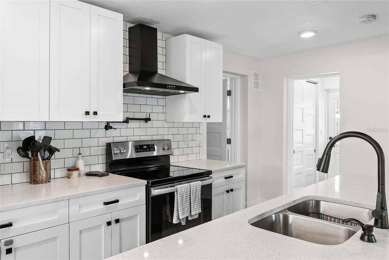 GANDY BLVD PARK - Residential