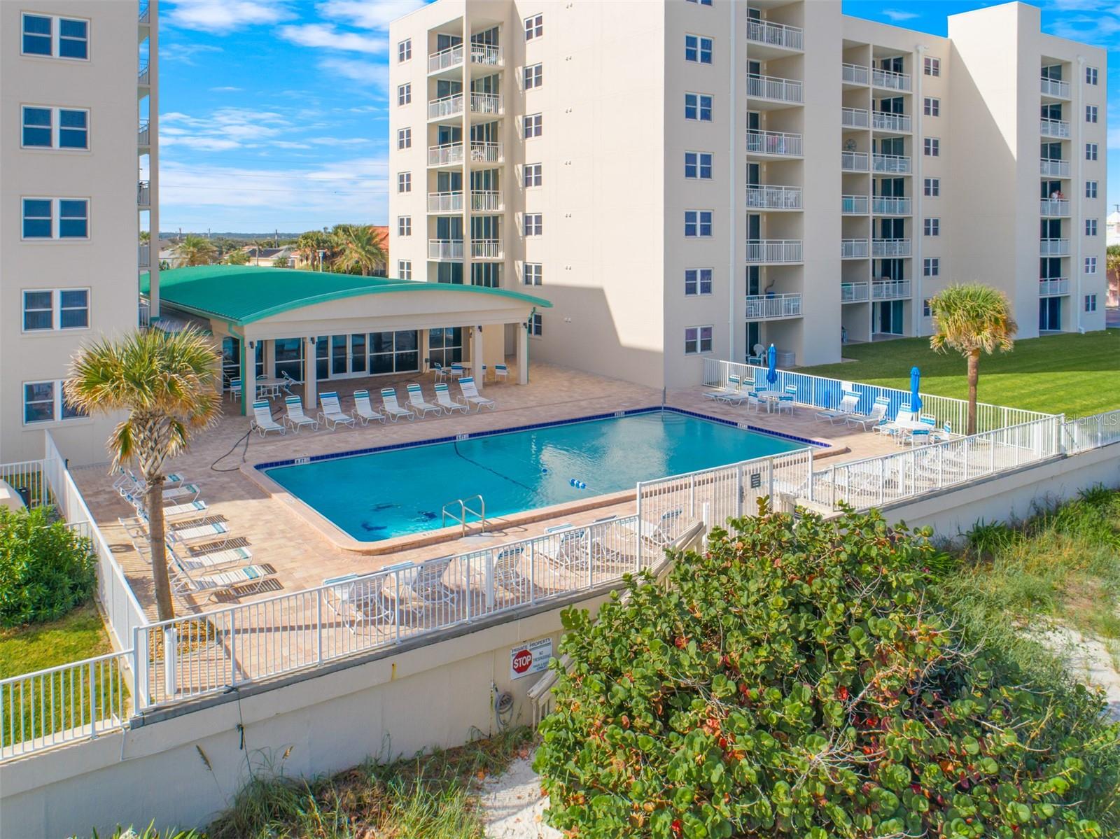 EAST WIND SOUTH & NORTH - Residential