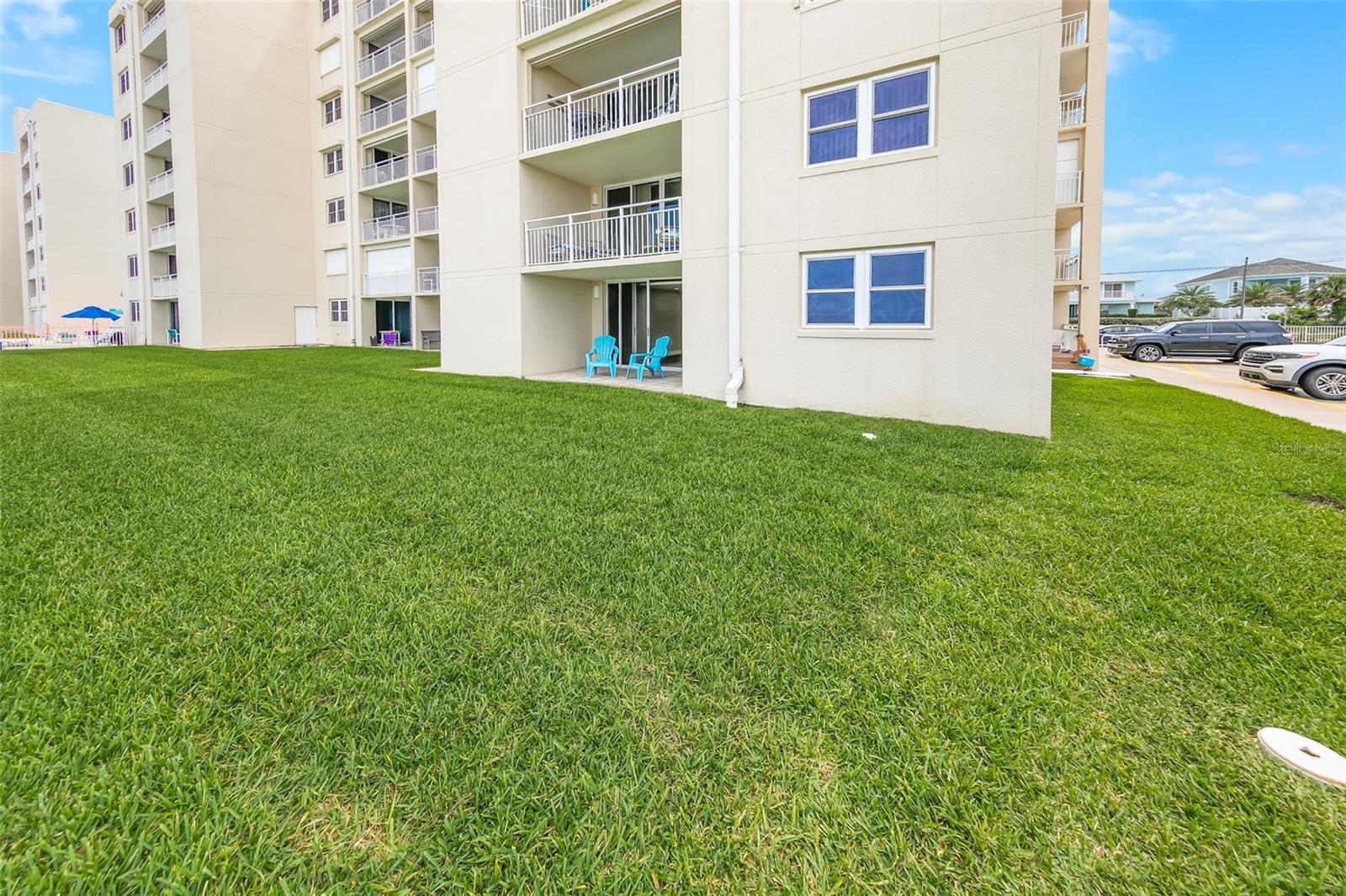 EAST WIND SOUTH & NORTH - Residential