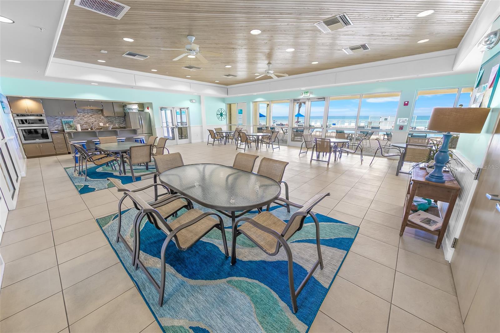 EAST WIND SOUTH & NORTH - Residential