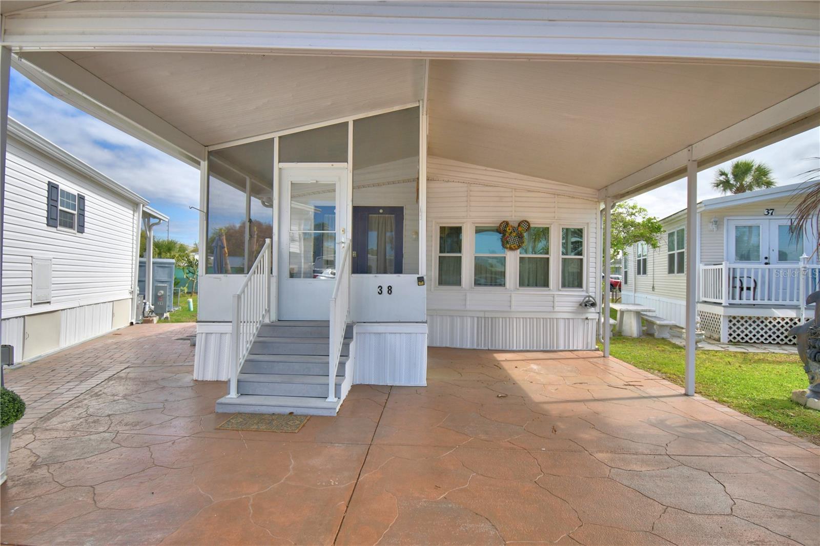 OUTDOOR RESORTS AMERICA - Residential