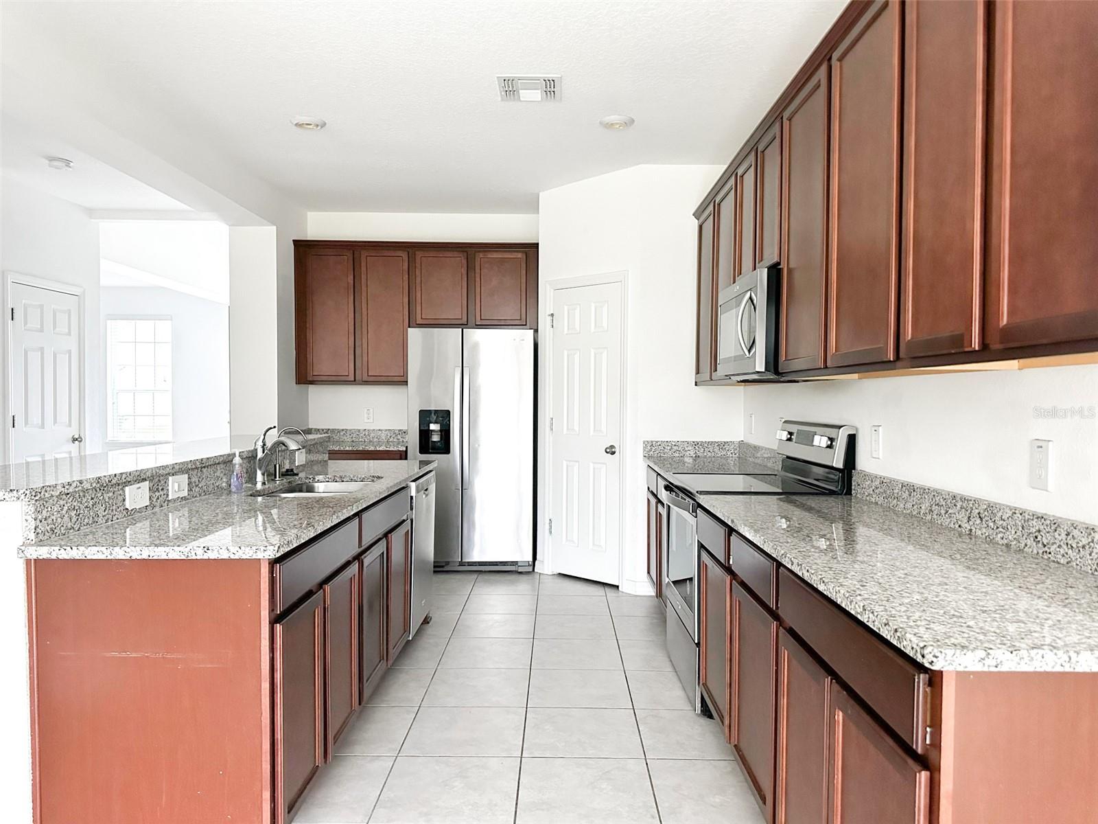 MCALLISTER LANDING - Residential Lease