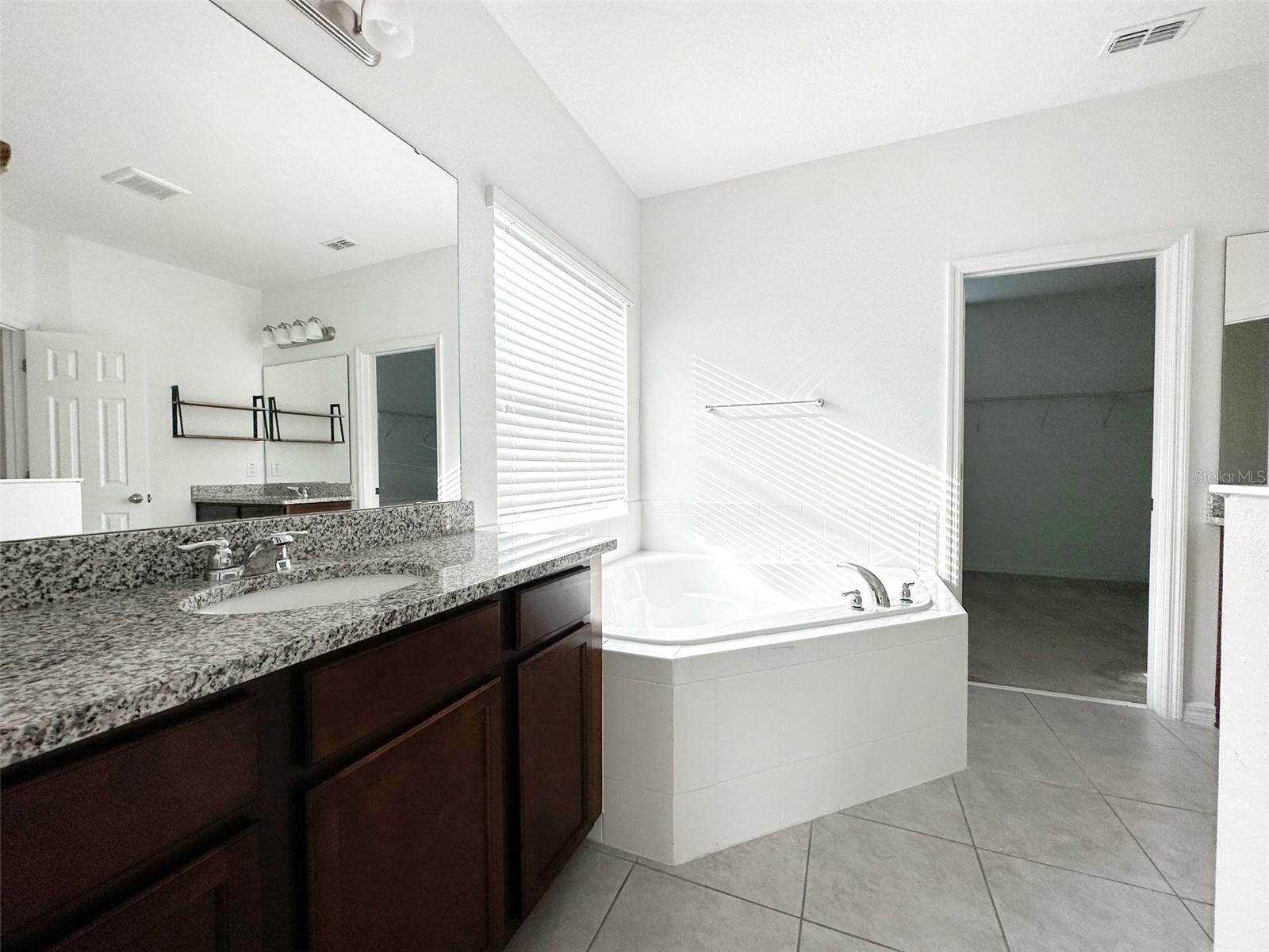 MCALLISTER LANDING - Residential Lease