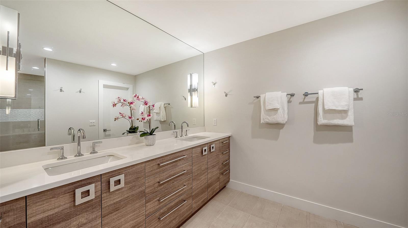 PINE BAY - Residential