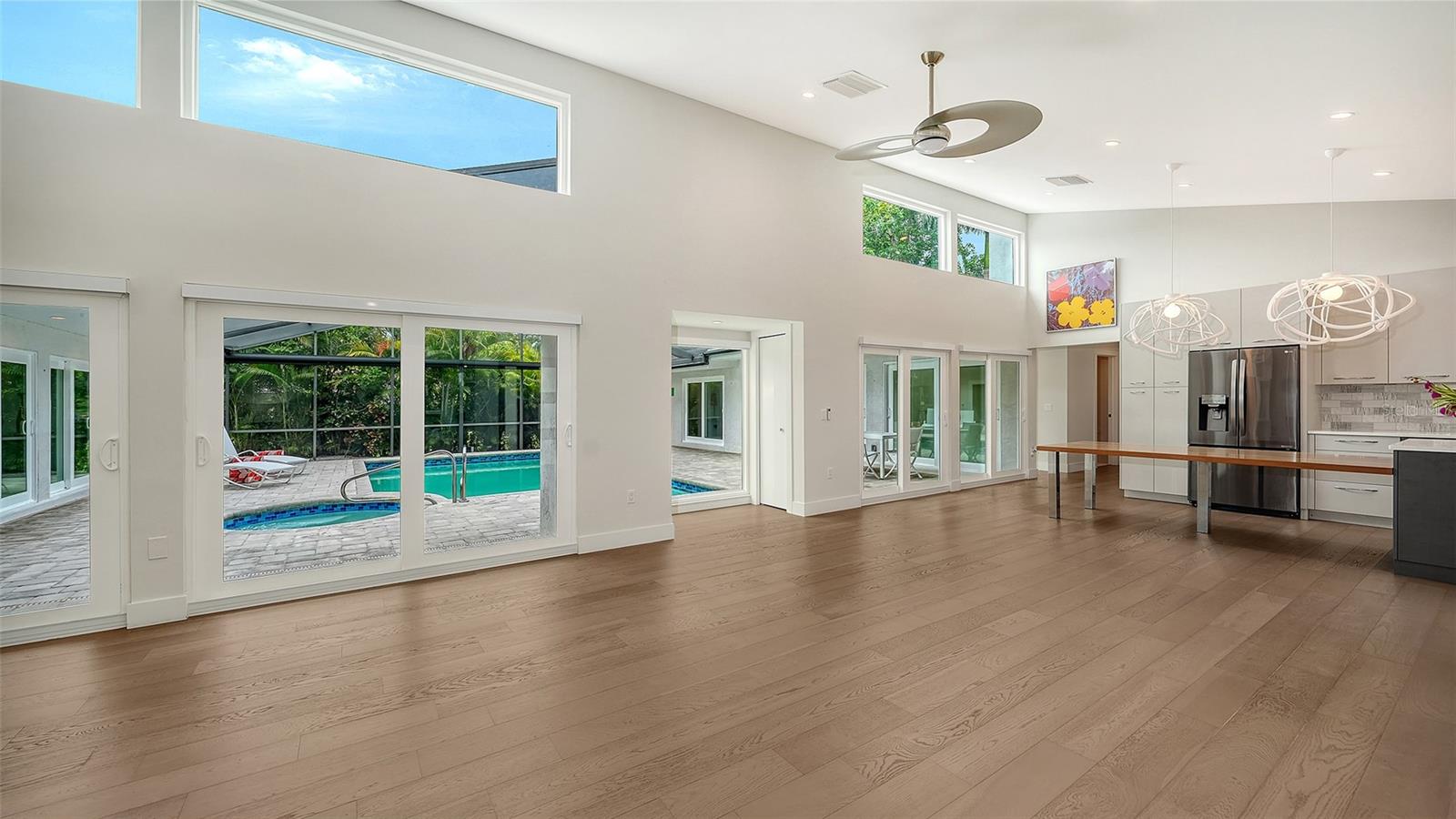 PINE BAY - Residential
