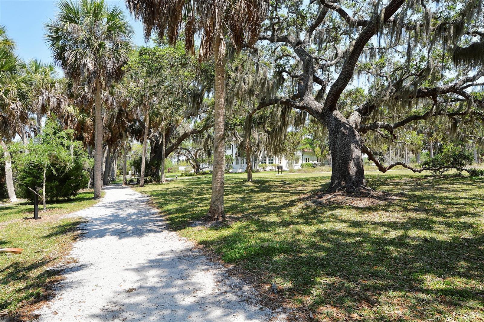 PINE BAY - Residential