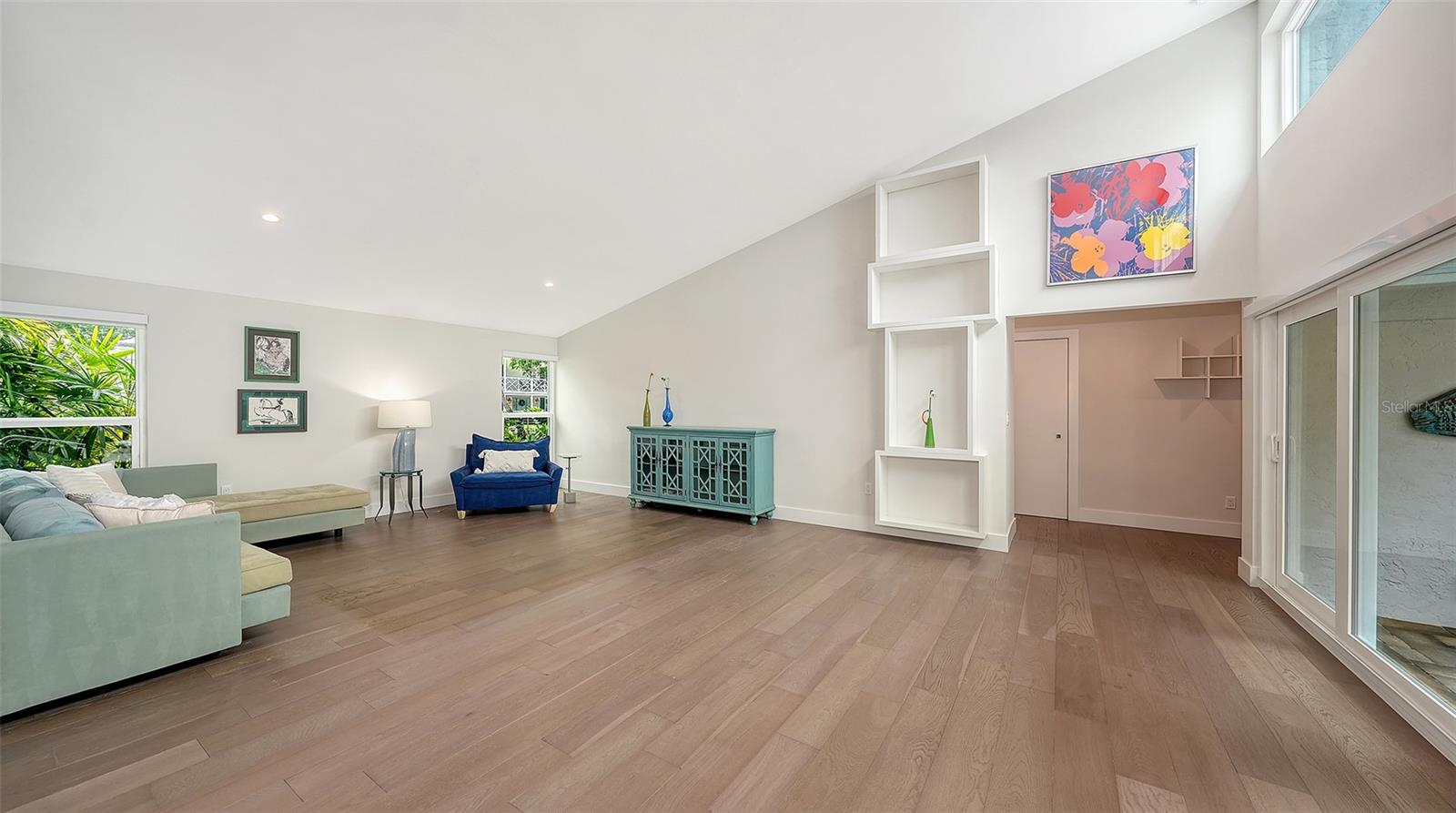 PINE BAY - Residential