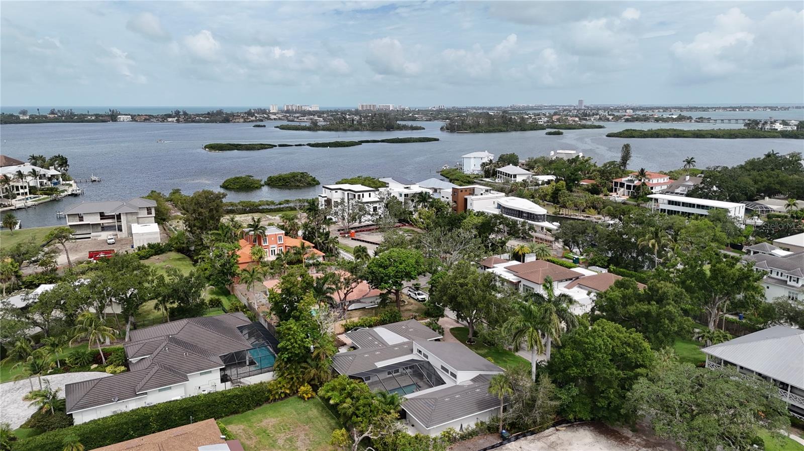 PINE BAY - Residential