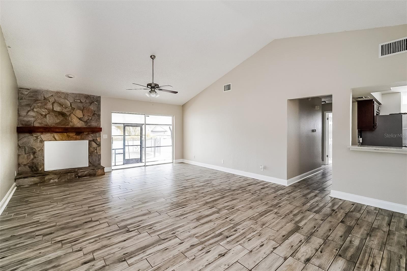 LAKEMONT UNIT 5 - Residential