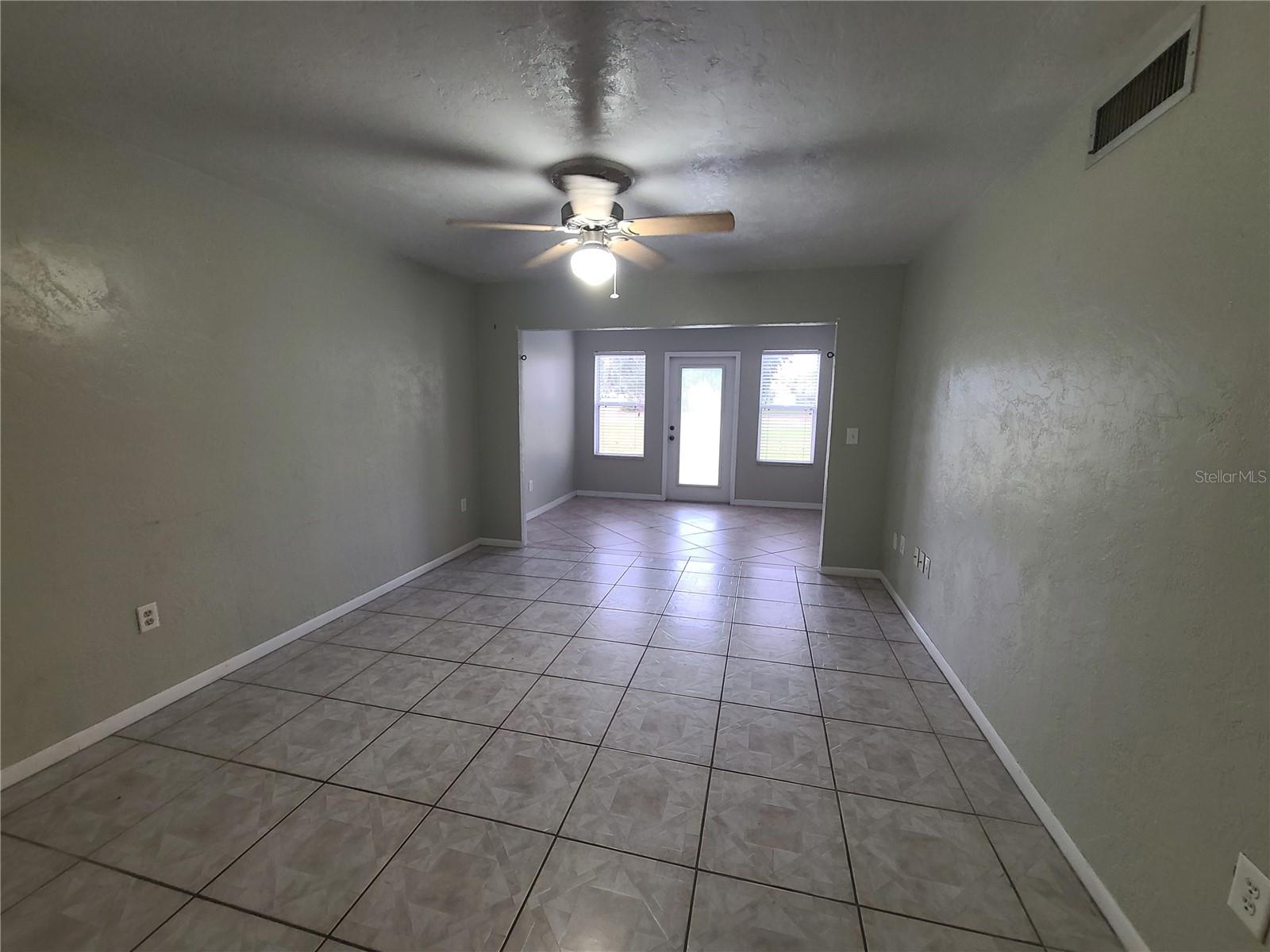 SANDALWOOD CONDO - Residential