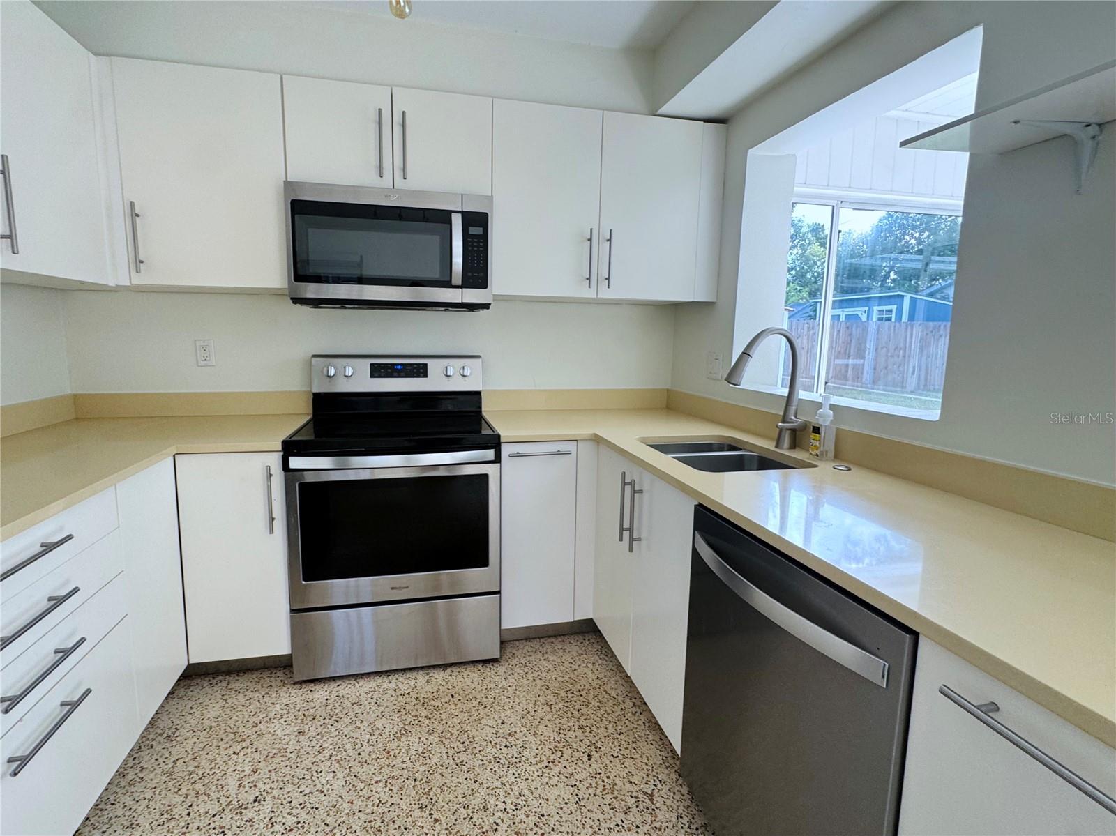 SAPPHIRE HEIGHTS - Residential