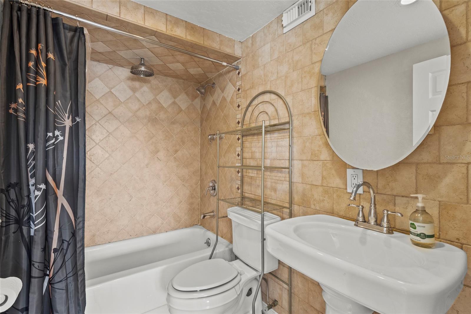 SABAL PALM GARDENS PH I - Residential