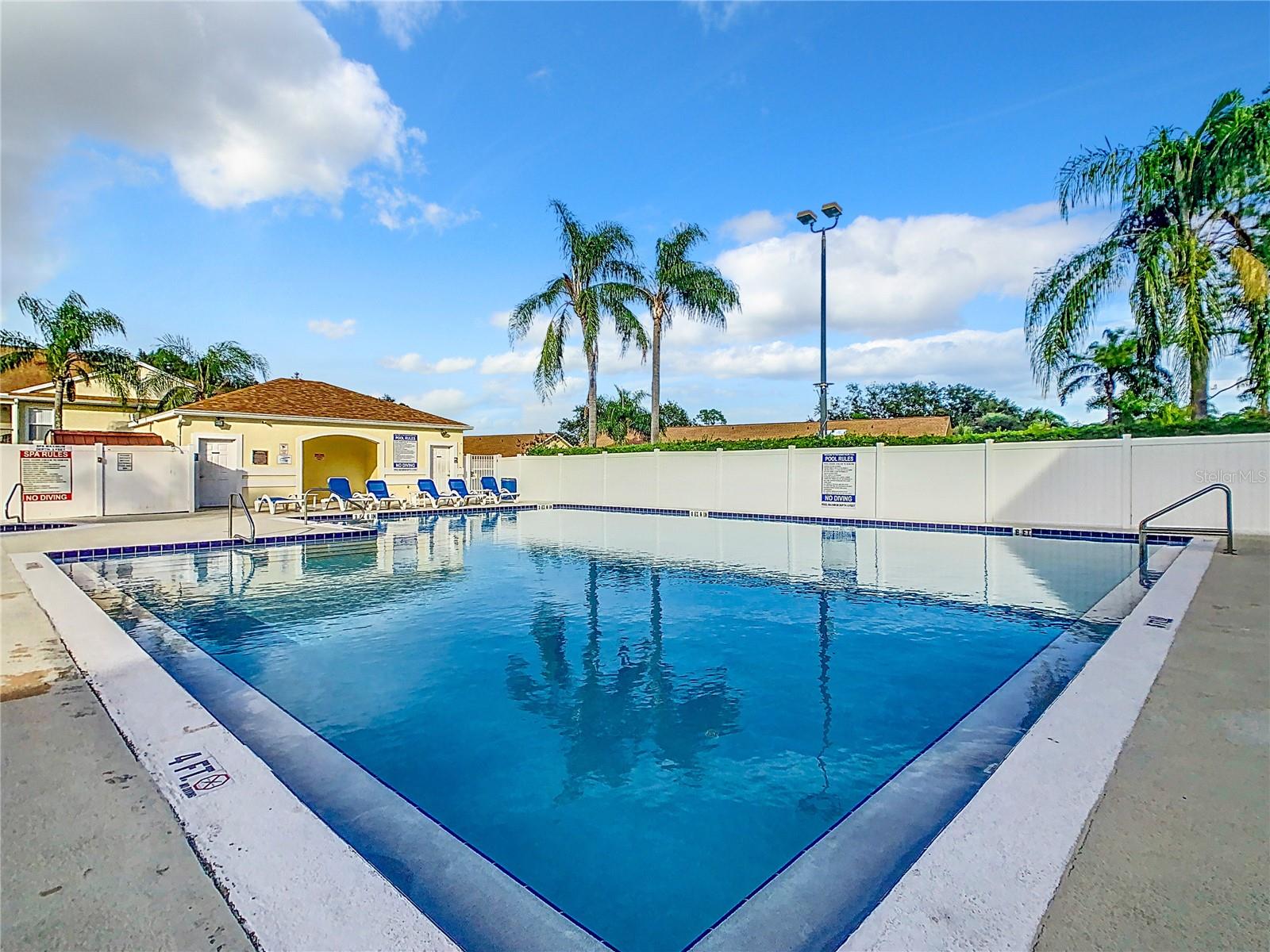 PALM VILLAS CONDO - Residential
