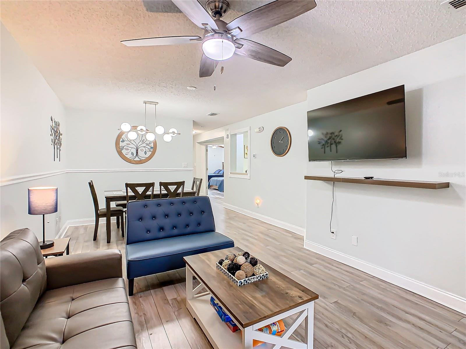 PALM VILLAS CONDO - Residential