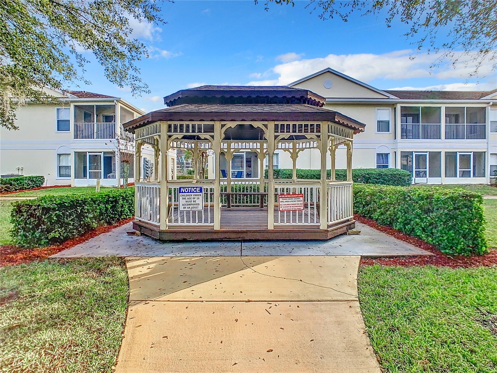 PALM VILLAS CONDO - Residential