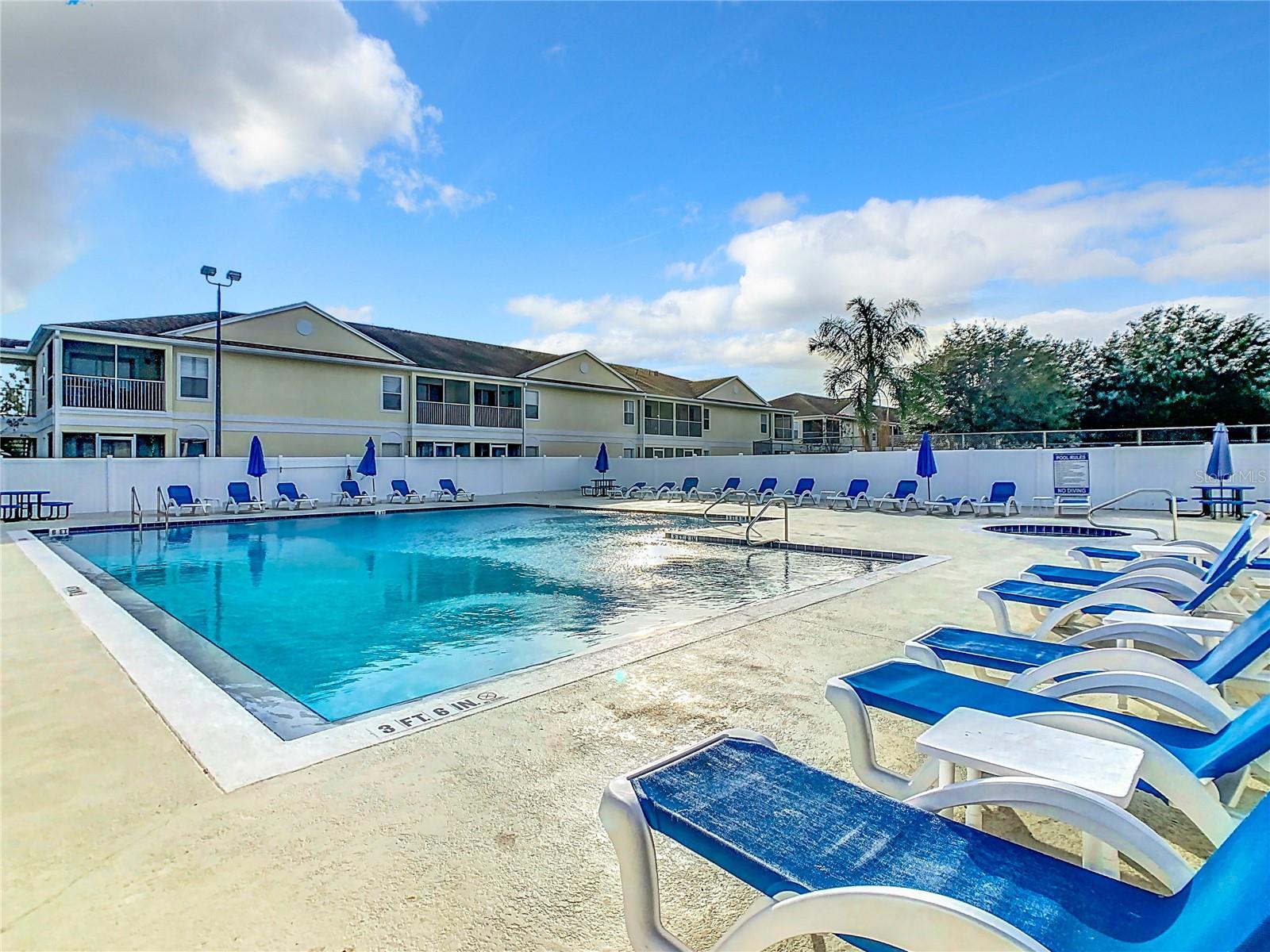 PALM VILLAS CONDO - Residential