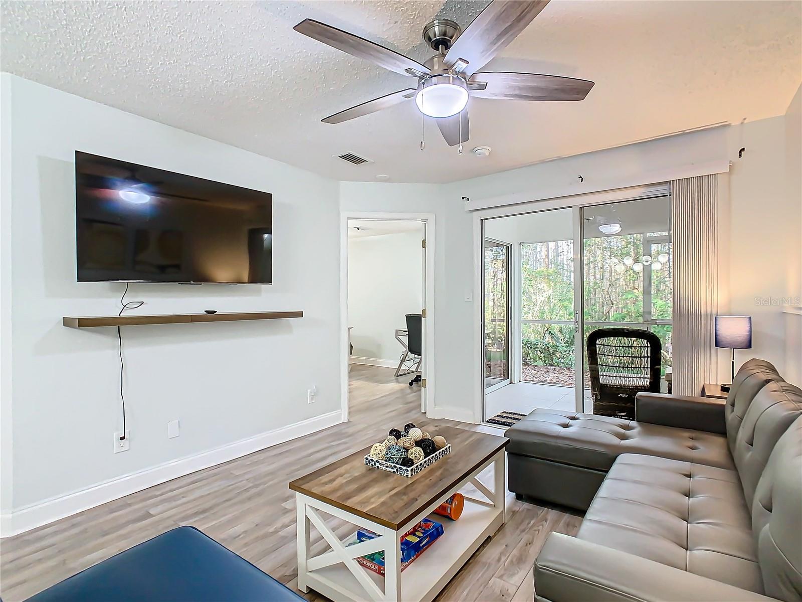 PALM VILLAS CONDO - Residential